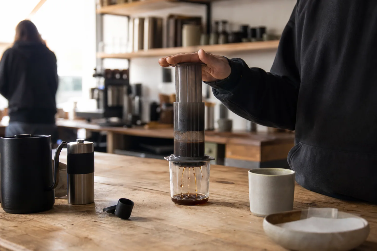 Aeropress – Hvad Det Er, Hvordan Det Virker og Grundguide